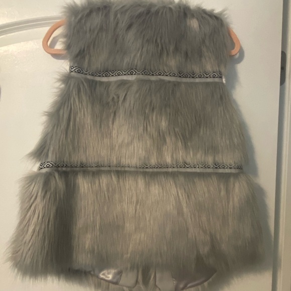 NWT Fur Vest by New Directions - Picture 2 of 3